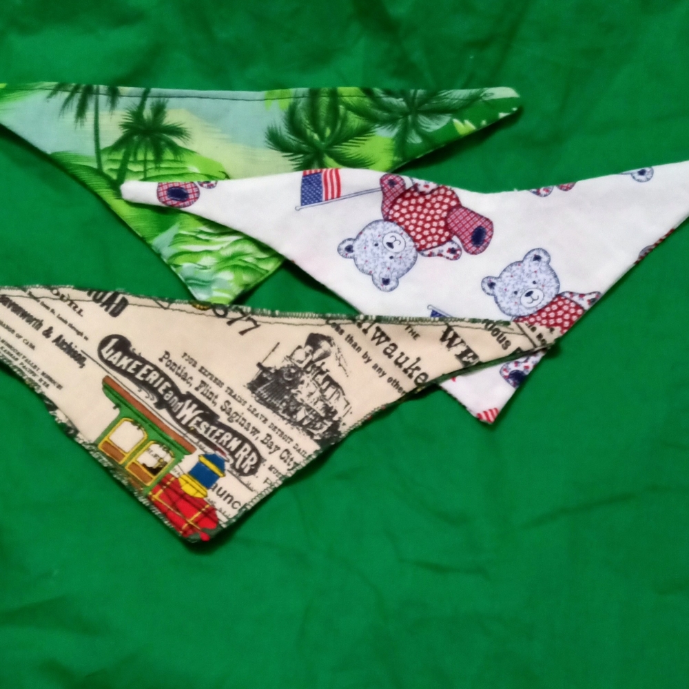 Small dog Bandanna 2 are 14" and 1 is 12.5"